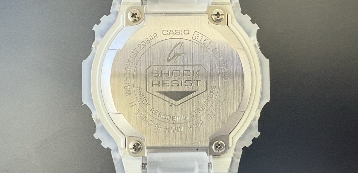 G-SHOCKの裏蓋