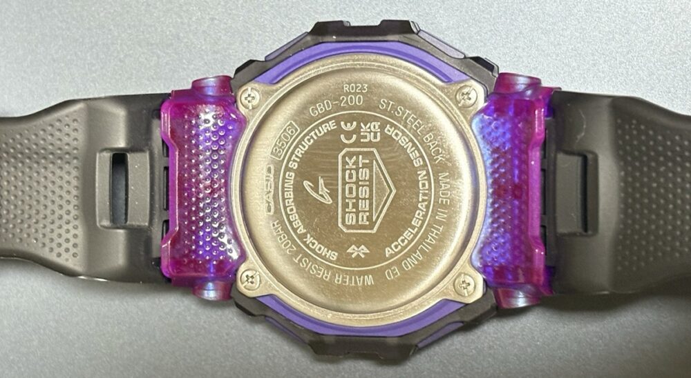 G-SHOCK GBD-200の裏蓋